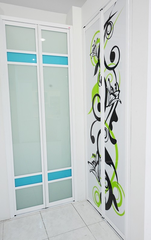 bifold door, folding door,bifold doors, aluminum bifold doors, bifold door price, bifold door malaysia, folding door