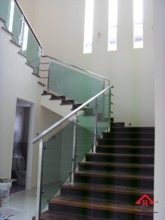 glass staircase, glass staircase, glass rail, staircase, staircase malaysia, malaysia staircase, staircase design, railing, glass railing