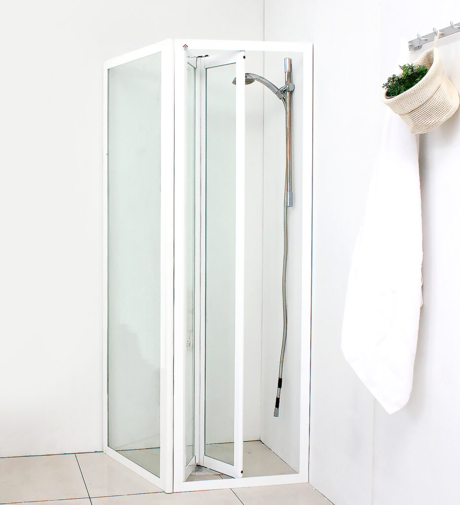 bifold shower screen