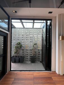 2IN1 ELITE Mesh & Glass Multi Folding Door