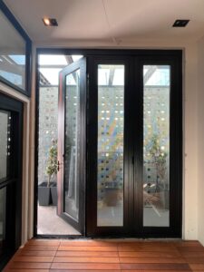 2IN1 ELITE Mesh & Glass Multi Folding Door